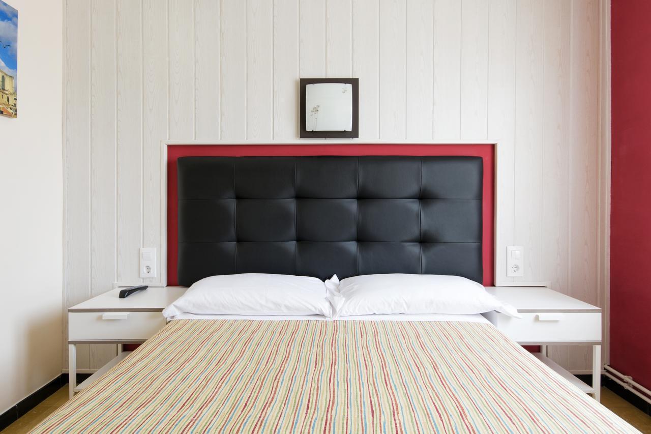 Hostal Fabrellas Caldes de Malavella Zewnętrze zdjęcie